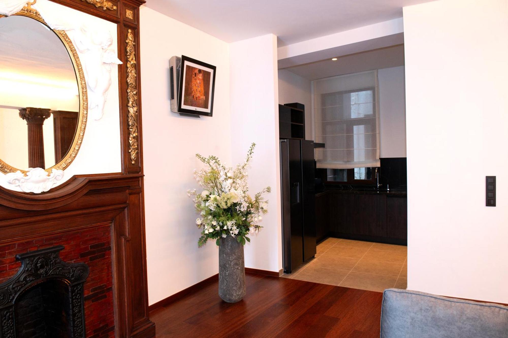 Botanique Suites Airbnb, 安特卫普 外观 照片