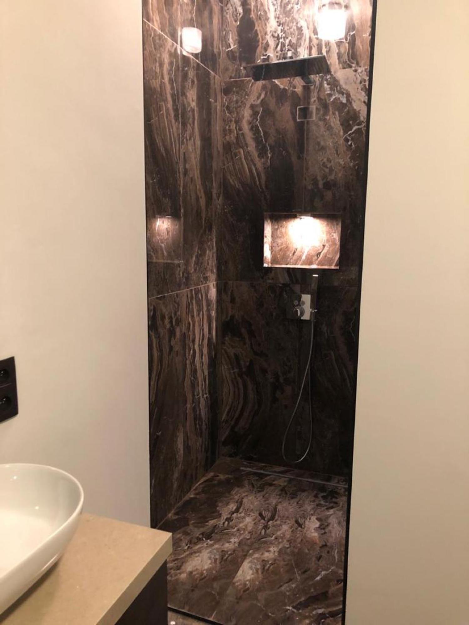 Botanique Suites Airbnb, 安特卫普 外观 照片