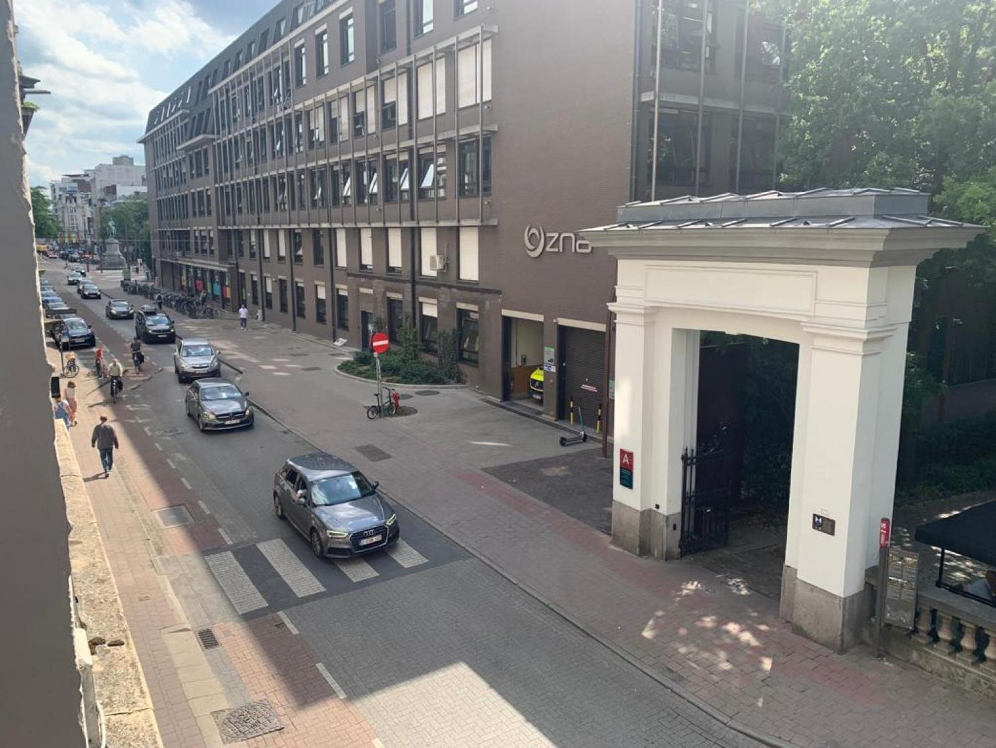 Botanique Suites Airbnb, 安特卫普 外观 照片